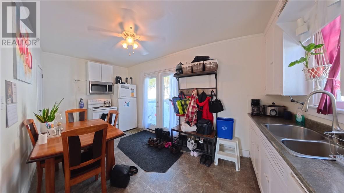 1021 Crescent Street Unit# B - 9