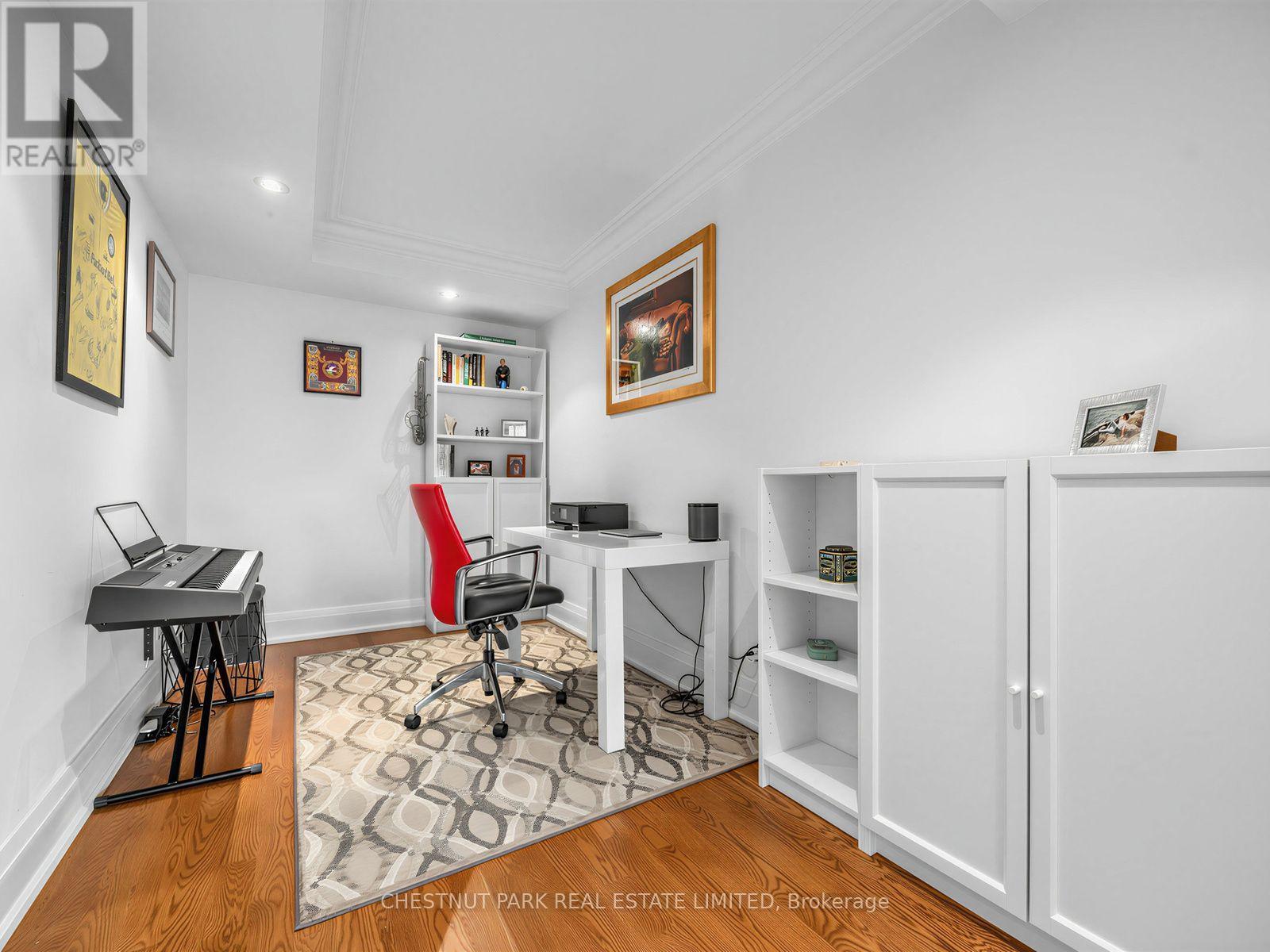 #304 625 AVENUE ROAD - 18