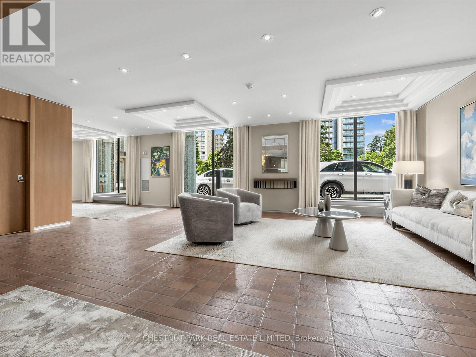 #304 625 AVENUE ROAD - Image 26