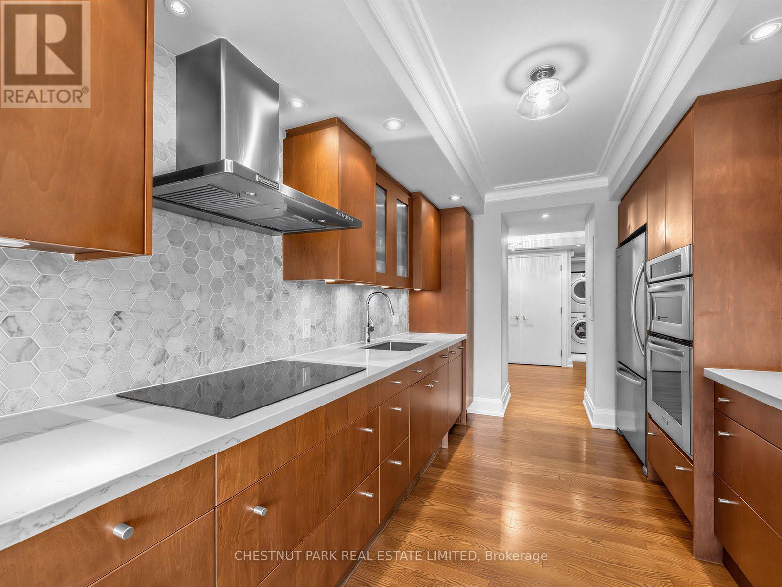 #304 625 AVENUE ROAD - 7