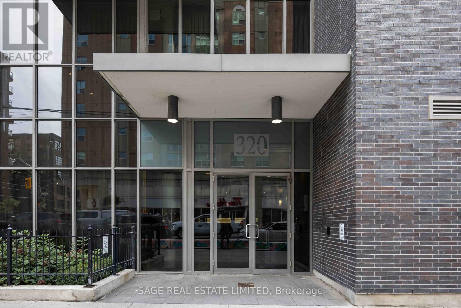 #1115 320 RICHMOND STREET E - 41