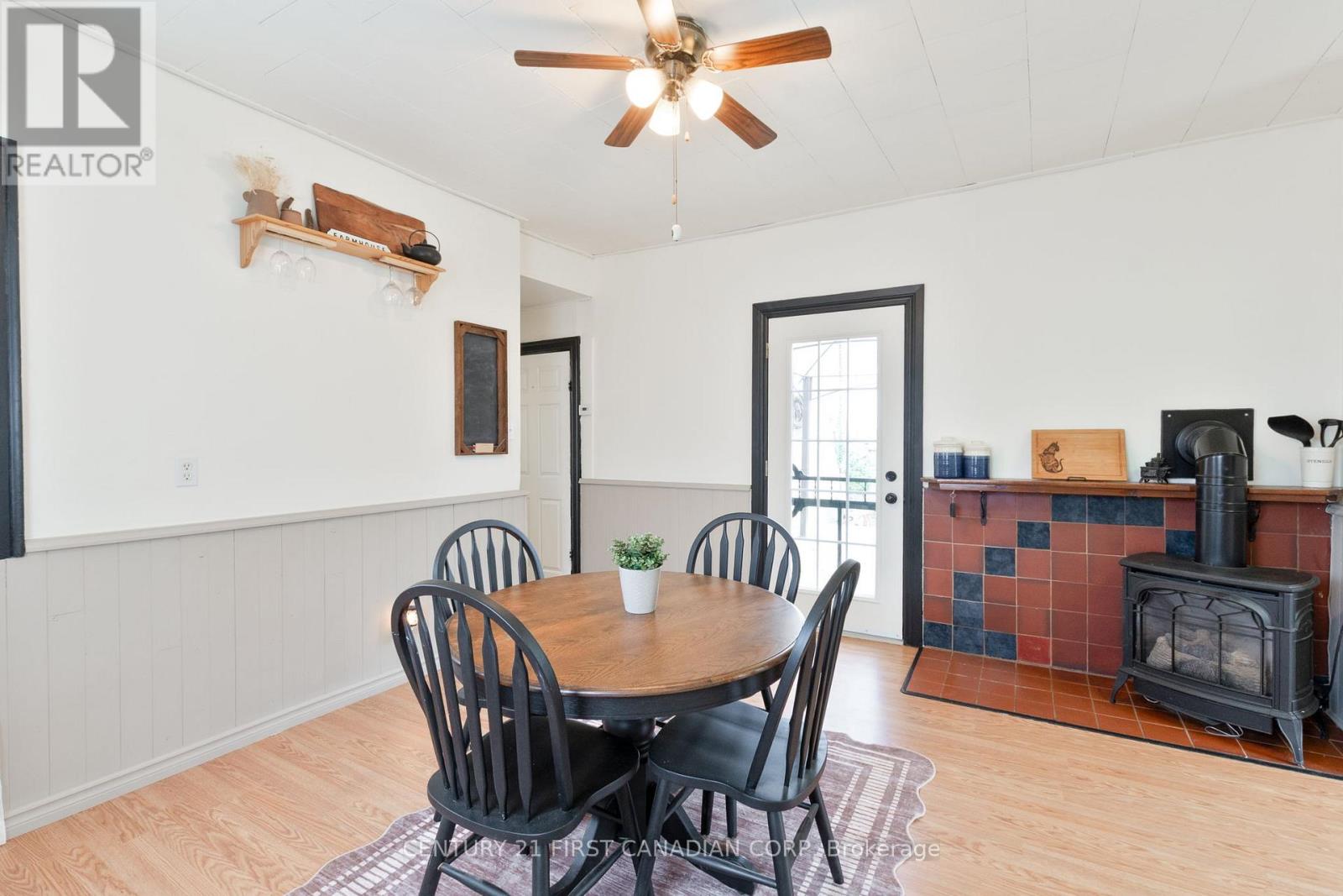 1 FAIRVIEW AVENUE - 19
