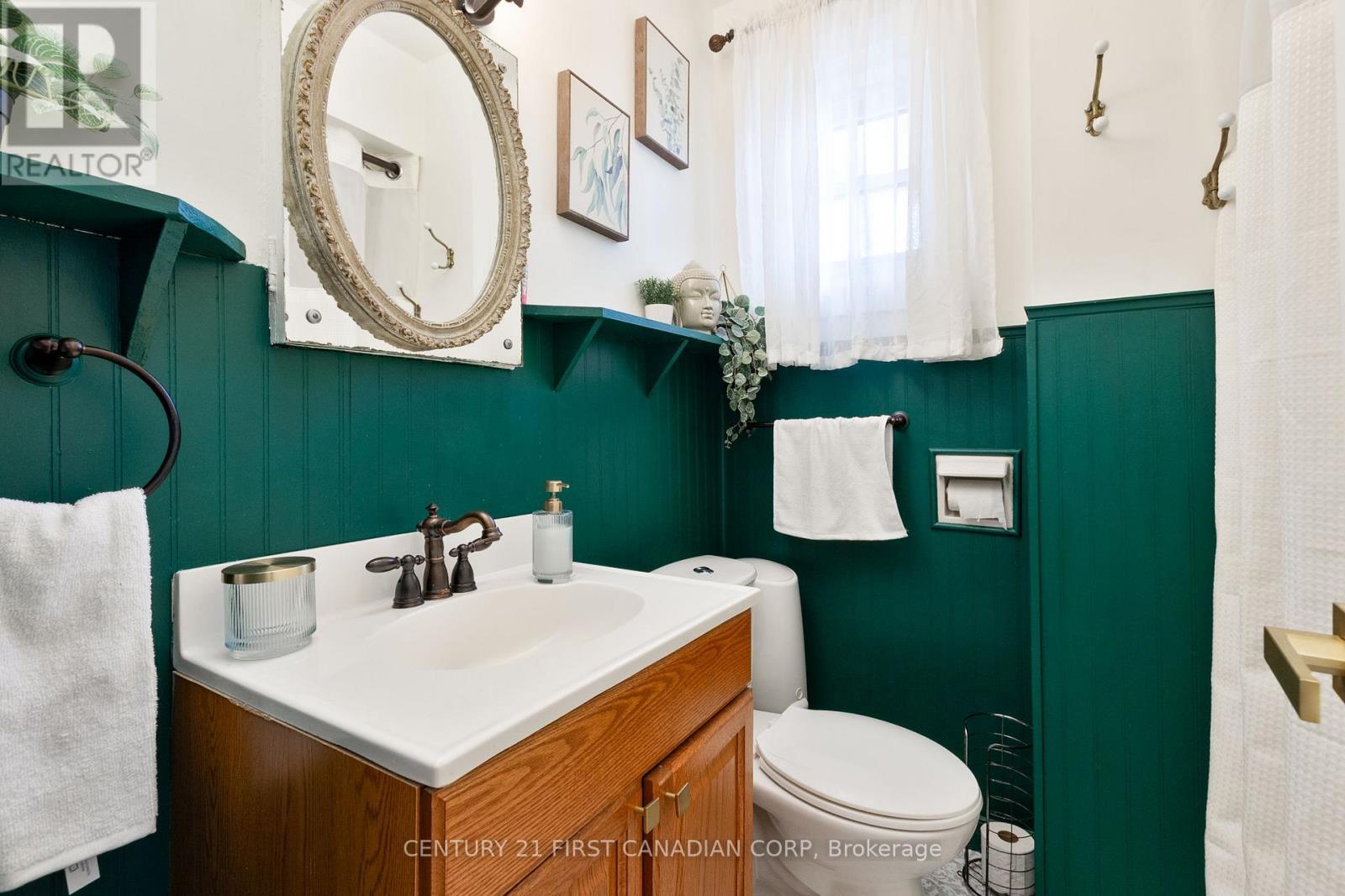 1 FAIRVIEW AVENUE - 20