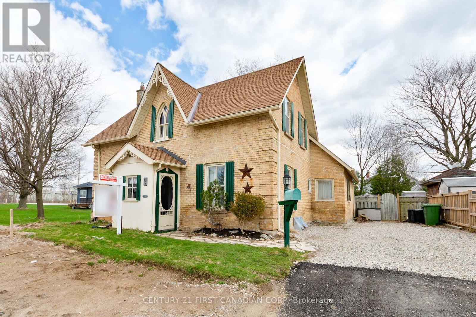 1 FAIRVIEW AVENUE - 8