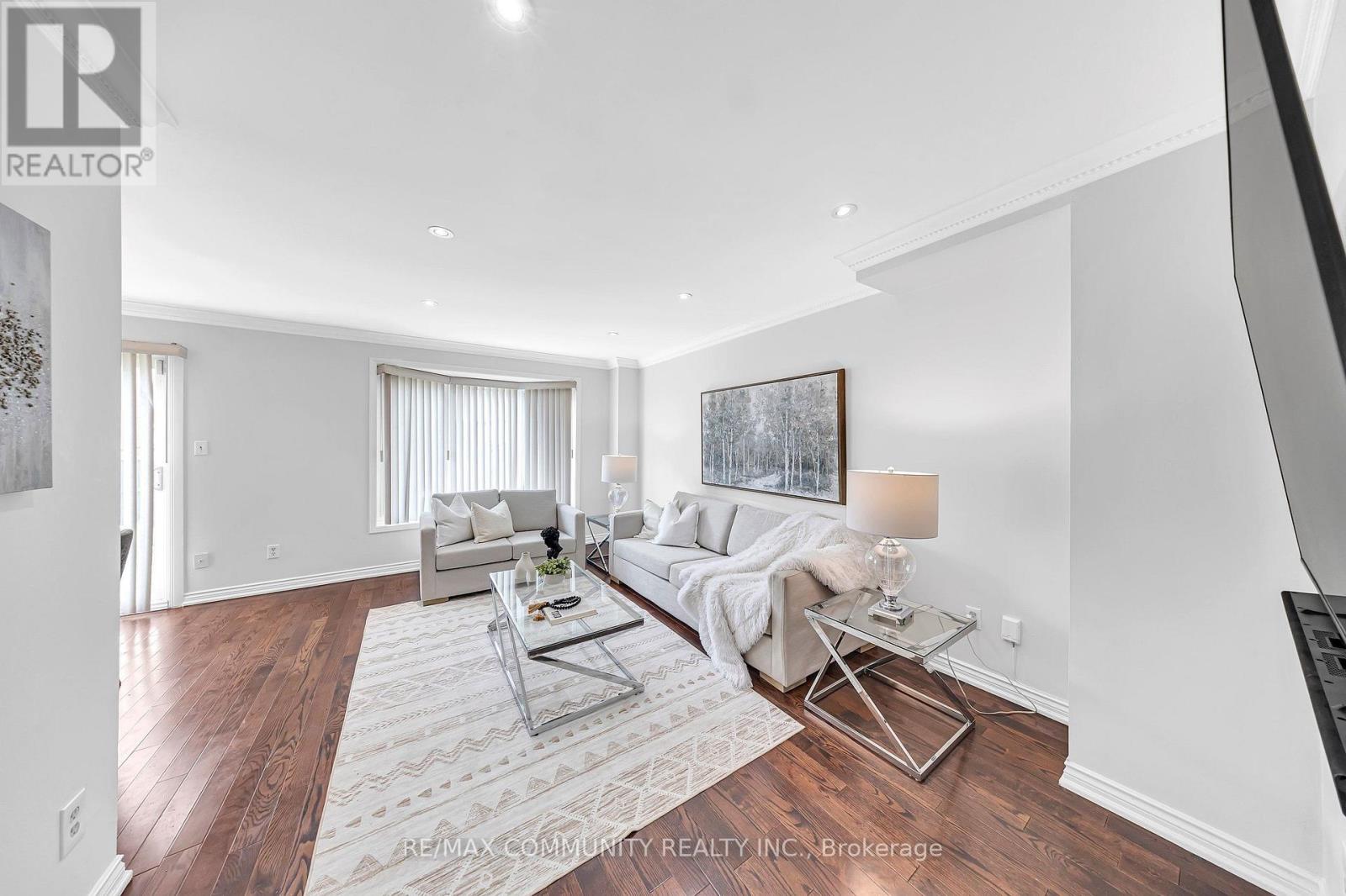 74 GREEN SPRING DRIVE - 13