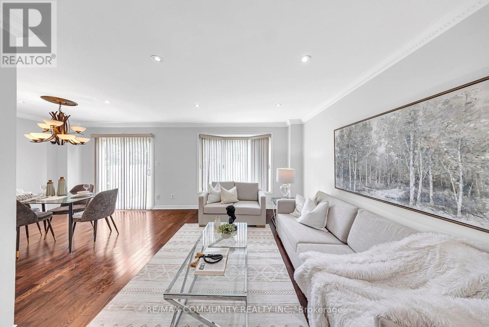 74 GREEN SPRING DRIVE - 14
