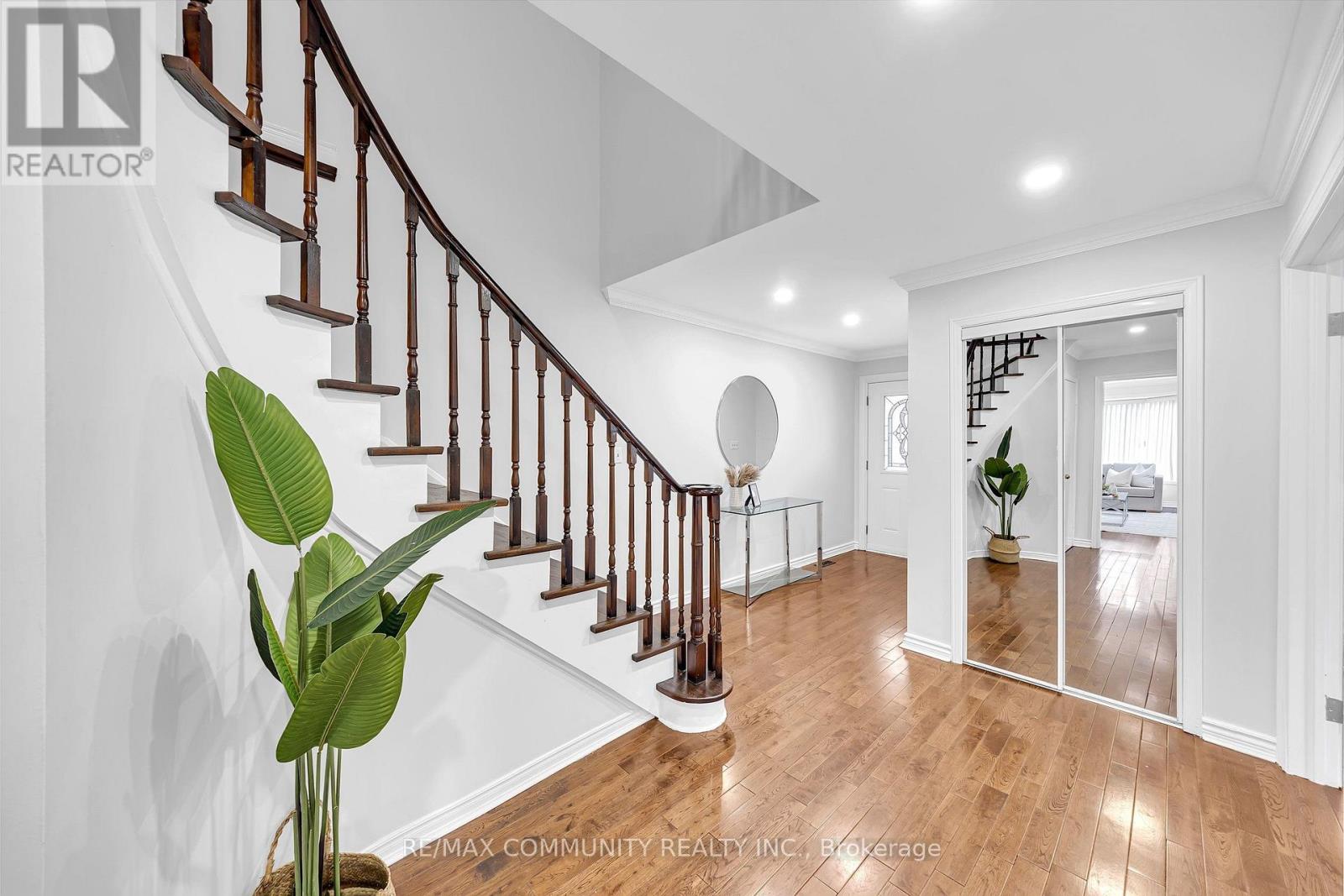 74 GREEN SPRING DRIVE - 16