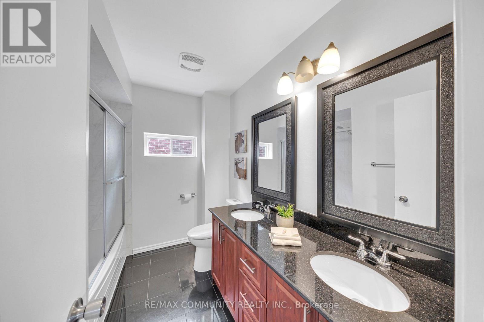 74 GREEN SPRING DRIVE - 24