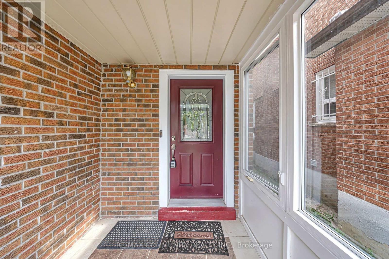 74 GREEN SPRING DRIVE - 26