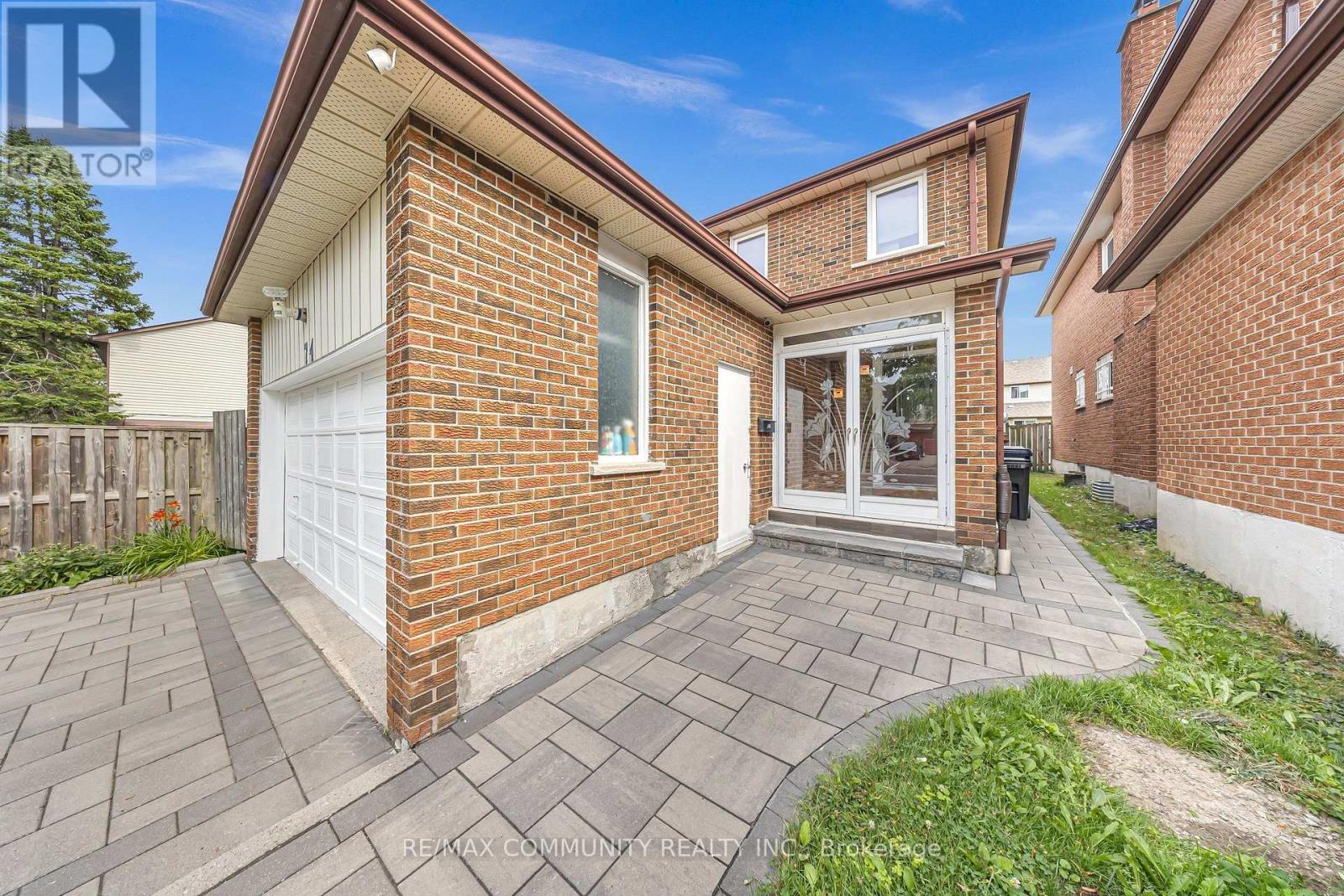 74 GREEN SPRING DRIVE - 27
