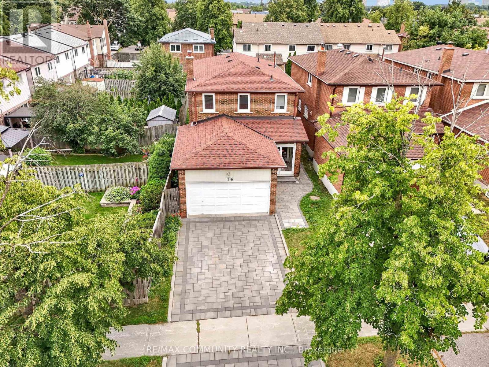 74 GREEN SPRING DRIVE - 33