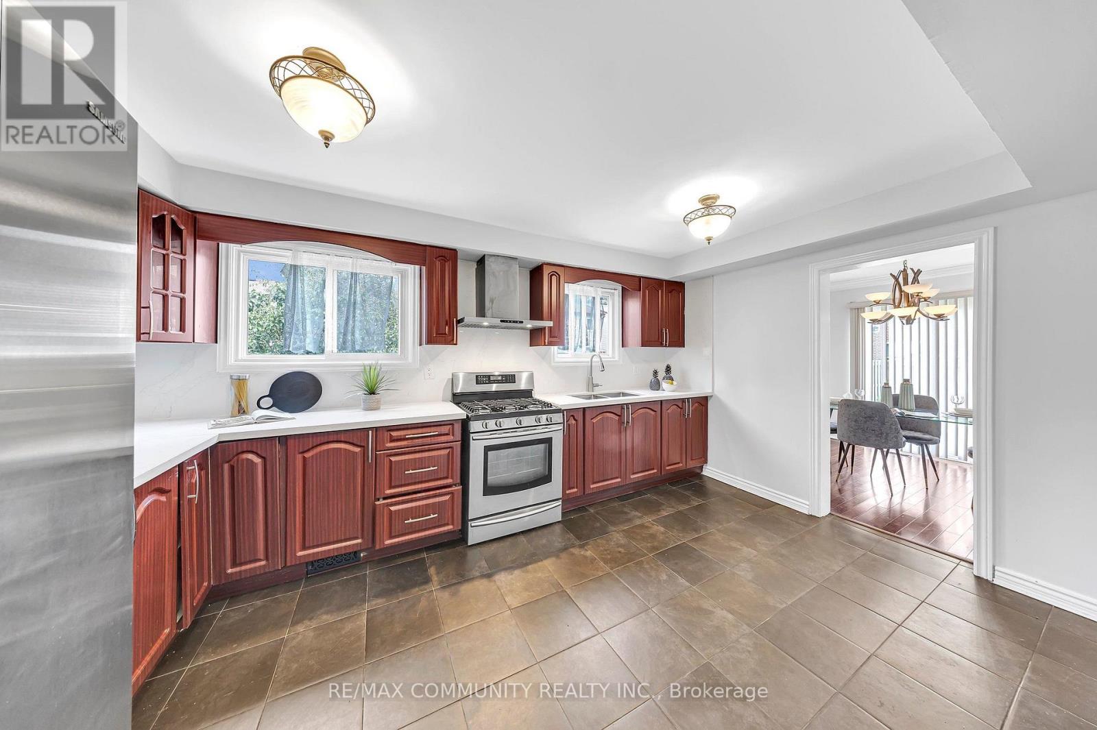 74 GREEN SPRING DRIVE - 7