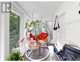 8 Applefield Drive, Toronto, ON M1P3X9 Photo 32