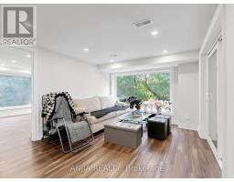 8 Applefield Drive, Toronto, ON M1P3X9 Photo 36