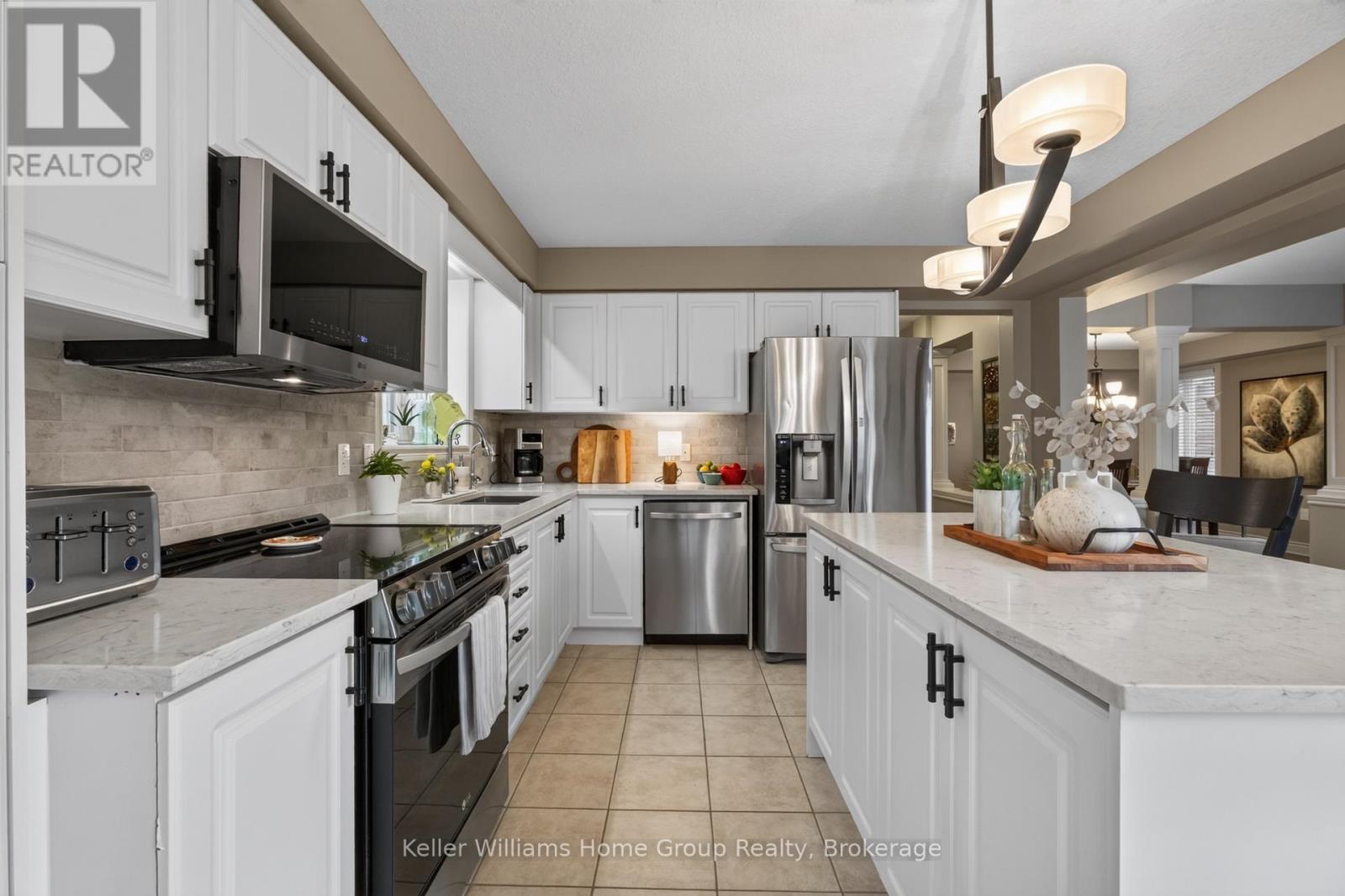 306 COLONIAL DRIVE - Image 13