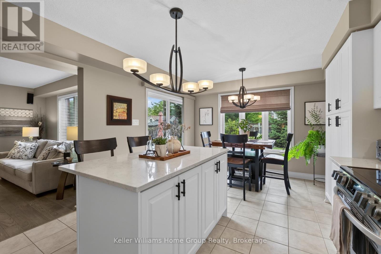 306 COLONIAL DRIVE - Image 15