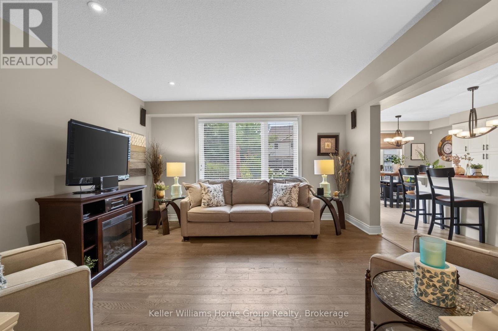 306 COLONIAL DRIVE - Image 17