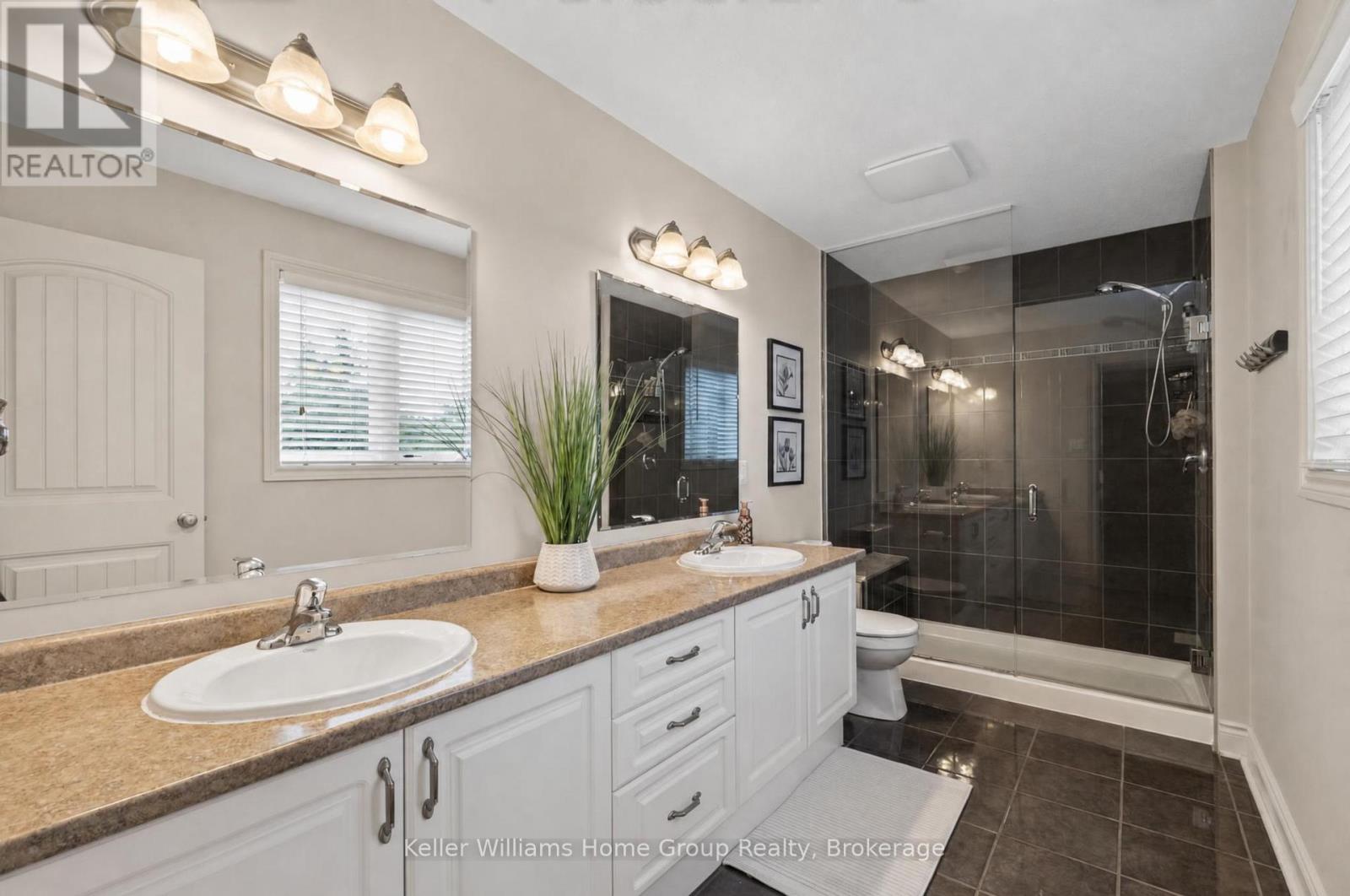 306 COLONIAL DRIVE - Image 25