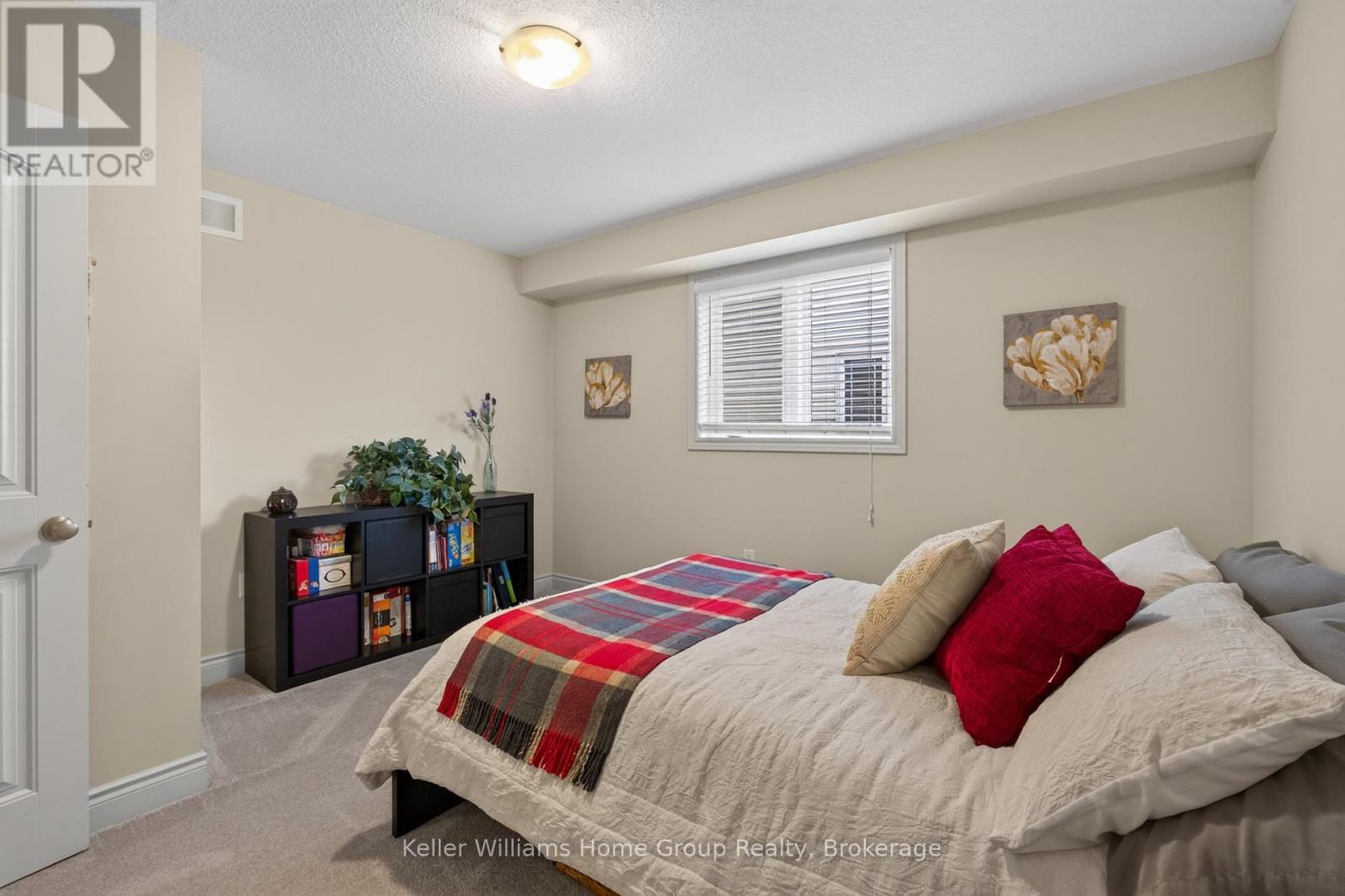 306 COLONIAL DRIVE - Image 26