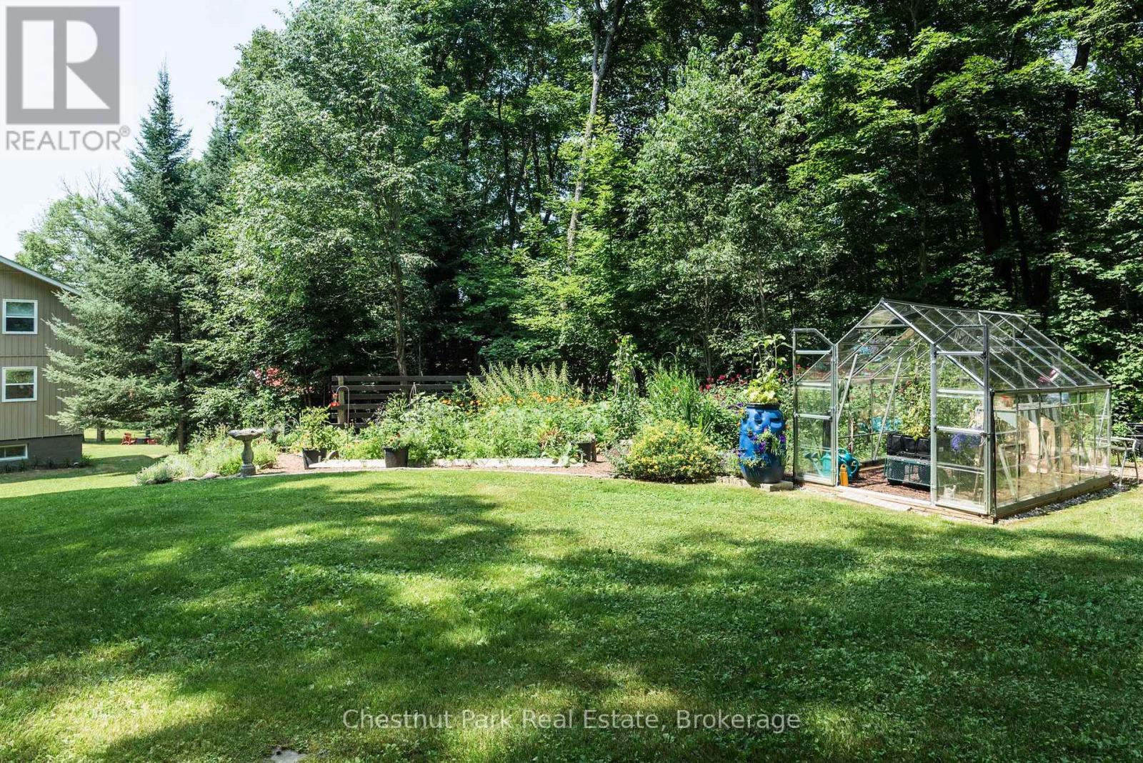 253 CHAPMAN DRIVE - Image 11