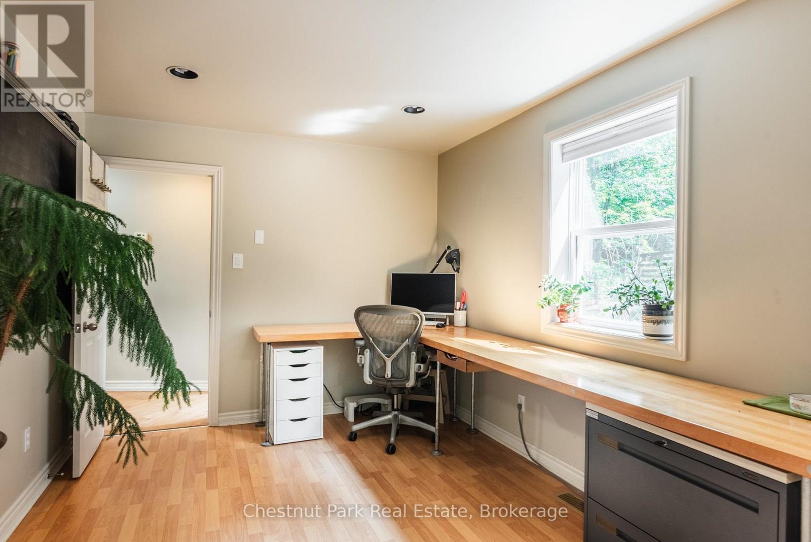 253 CHAPMAN DRIVE - Image 29