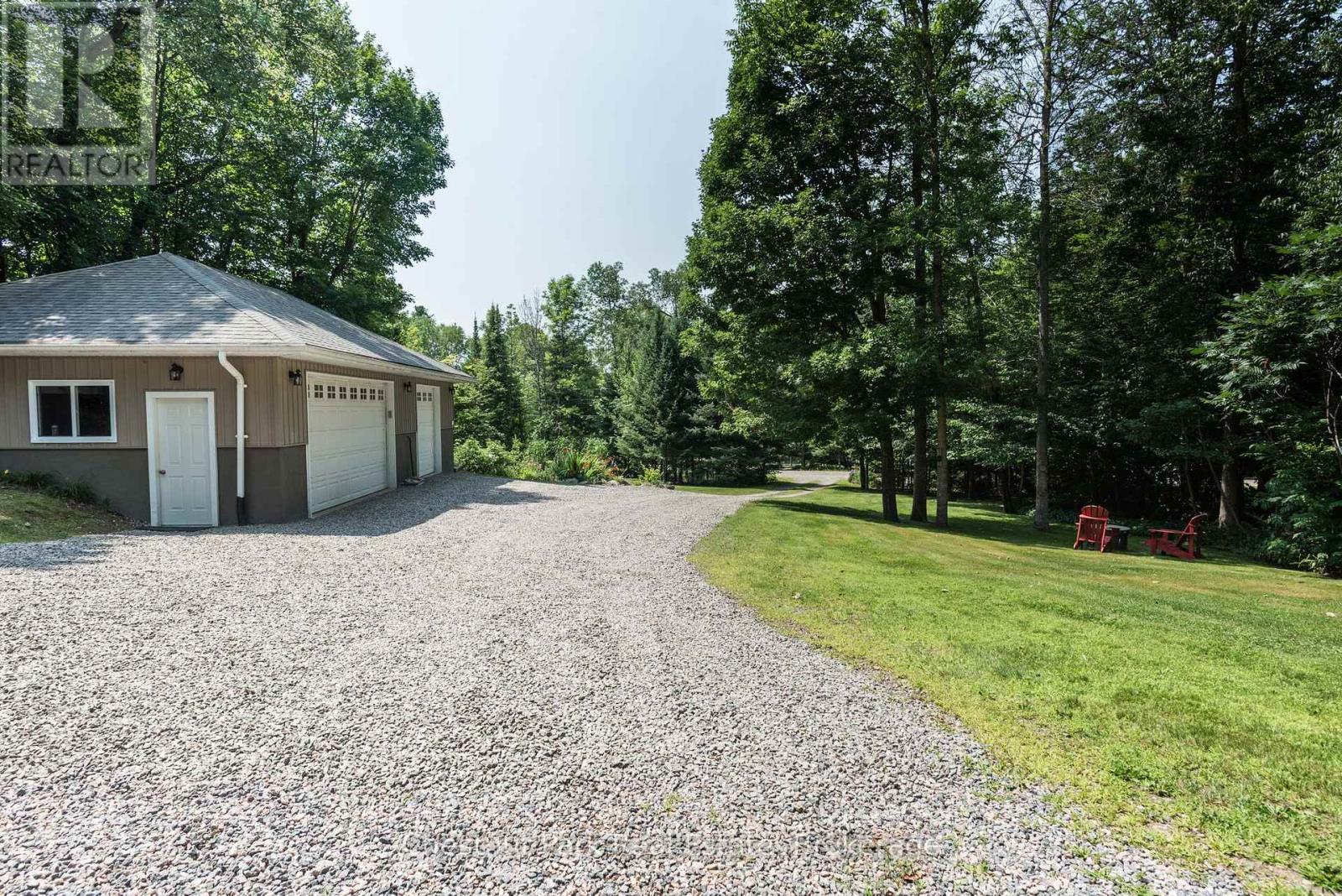 253 CHAPMAN DRIVE - Image 39