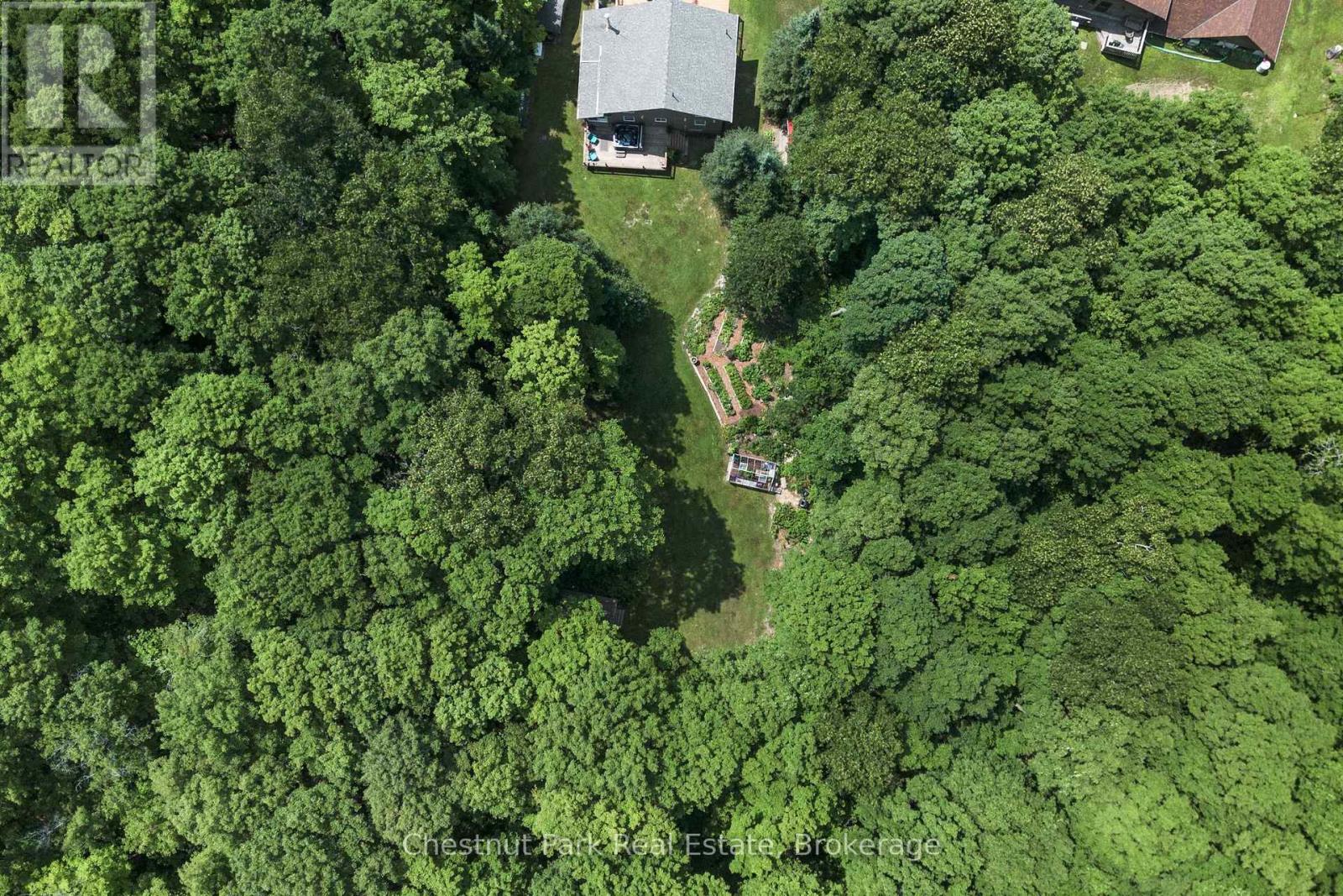 253 CHAPMAN DRIVE - 41