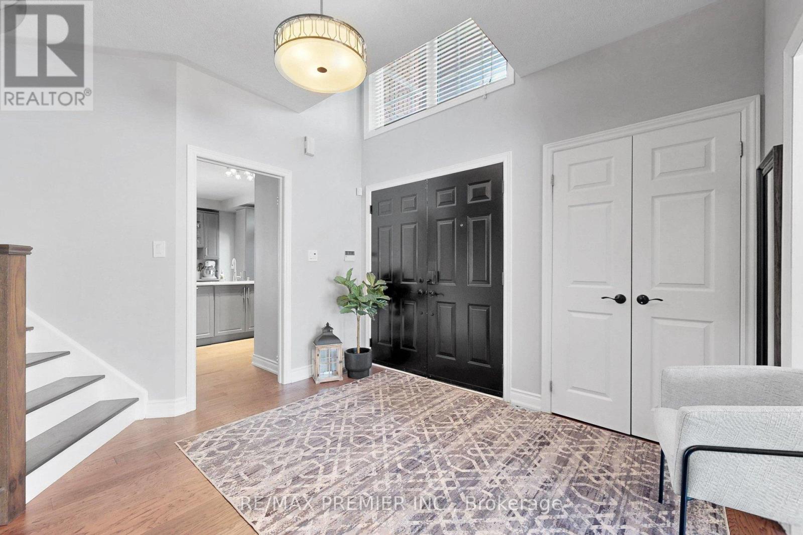 124 KINGSVIEW DRIVE - 2