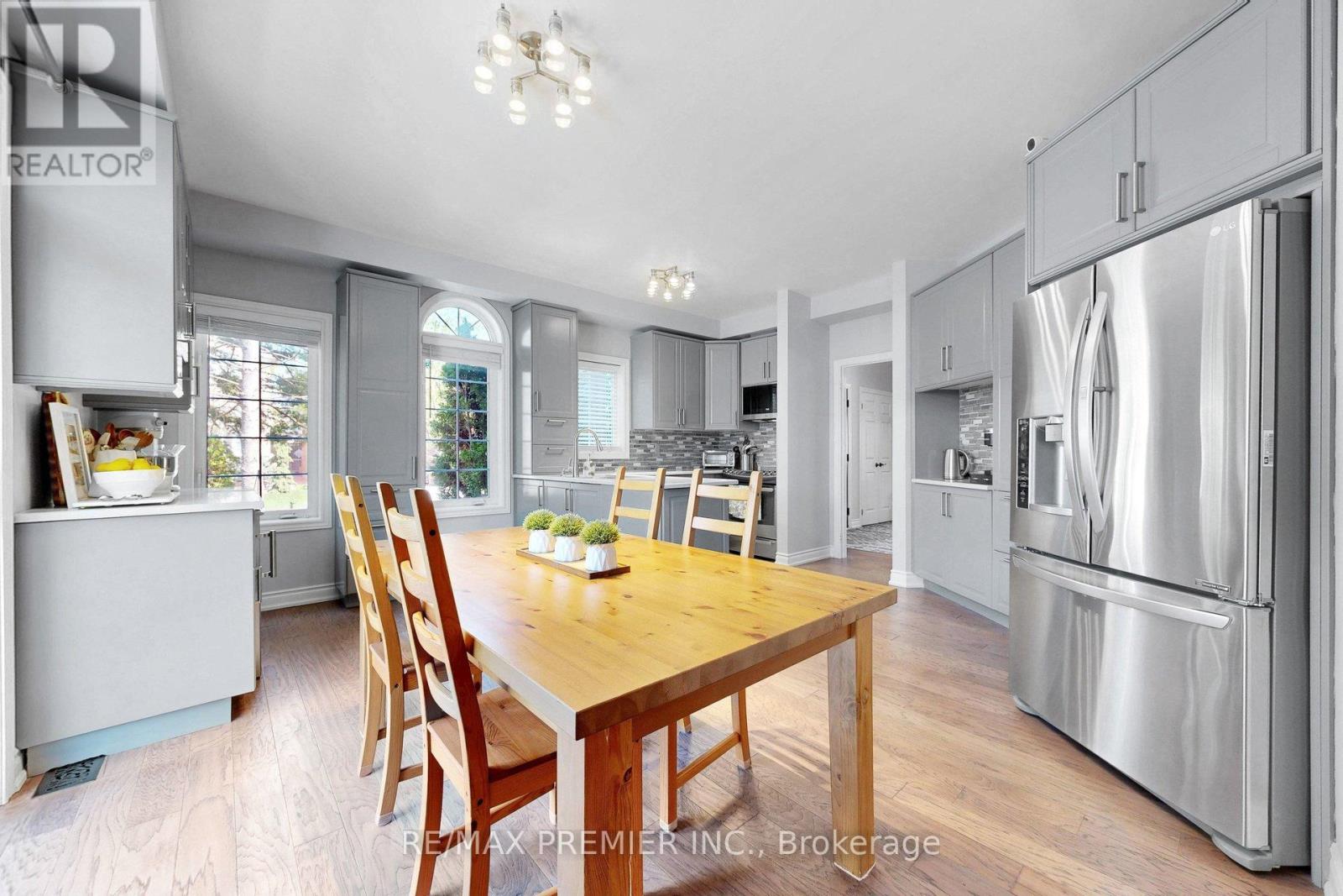 124 KINGSVIEW DRIVE - 7