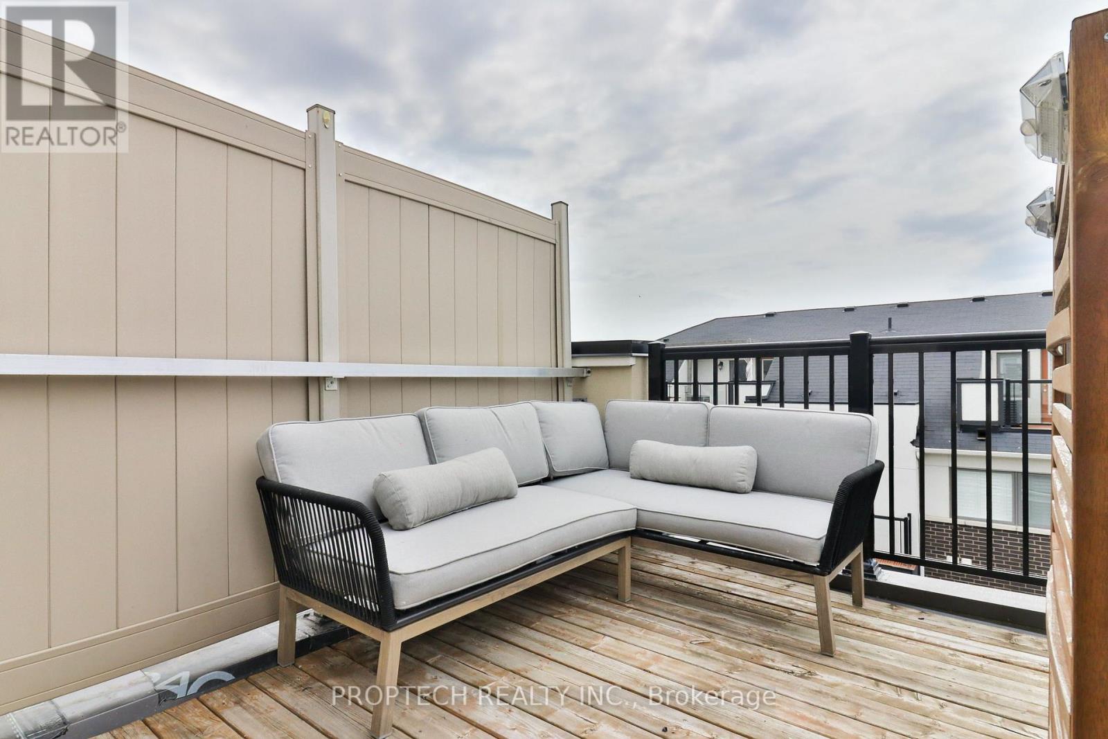 49 FREDERICK WILSON AVENUE - 27