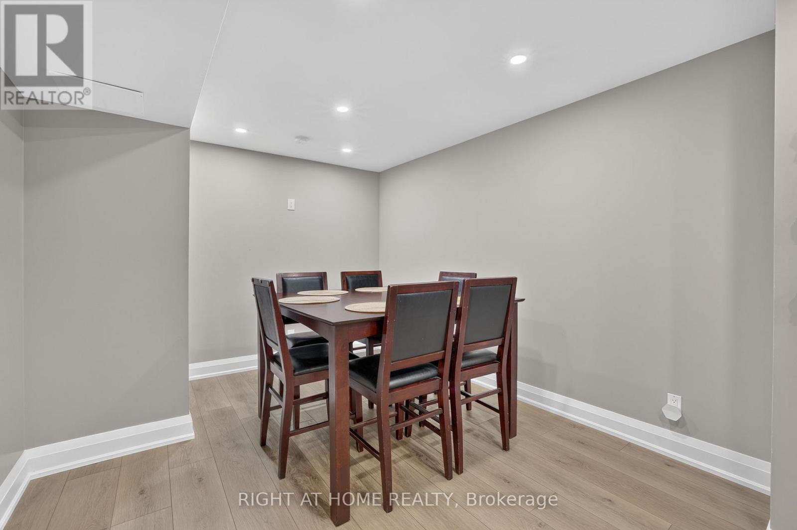 66 SANREMO COURT - Image 25
