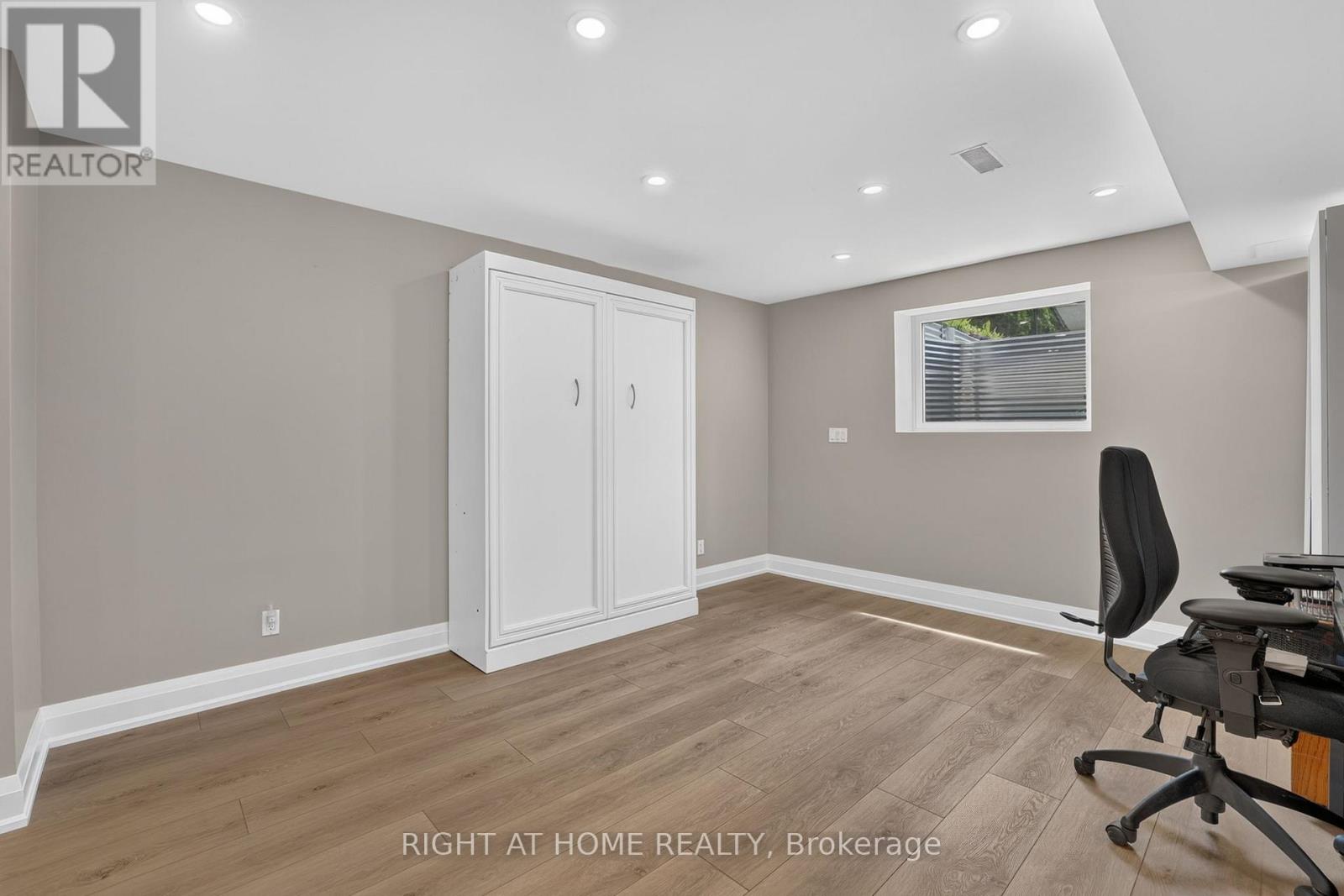 66 SANREMO COURT - Image 31