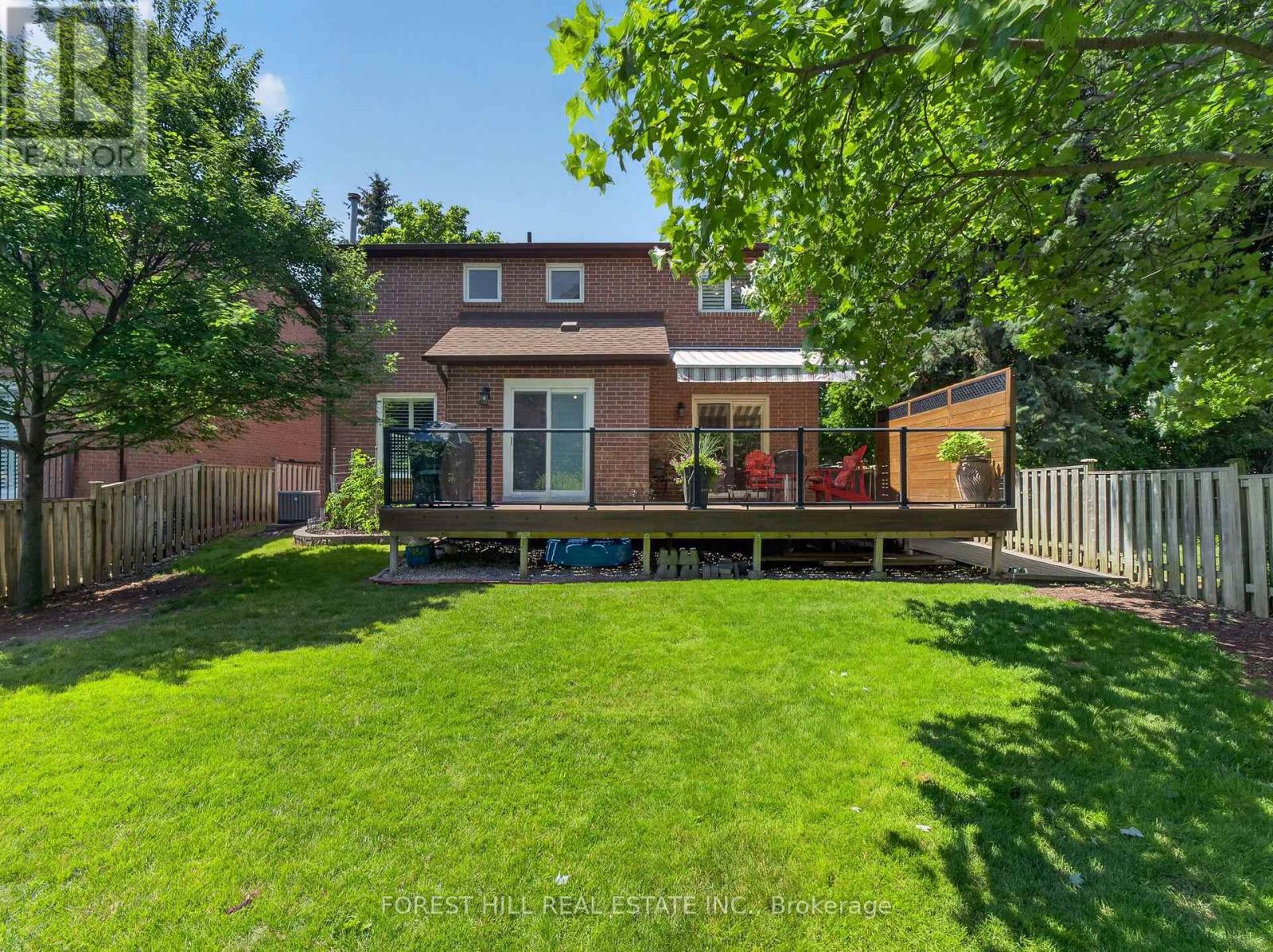 9 TOMLIN CRESCENT - 39