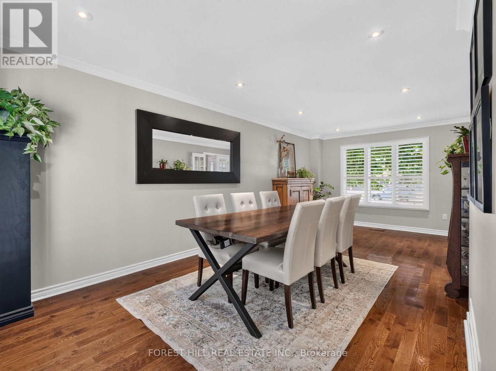 9 TOMLIN CRESCENT - 7