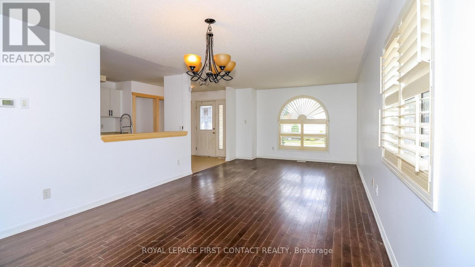 #1 318 LITTLE AVENUE - 16