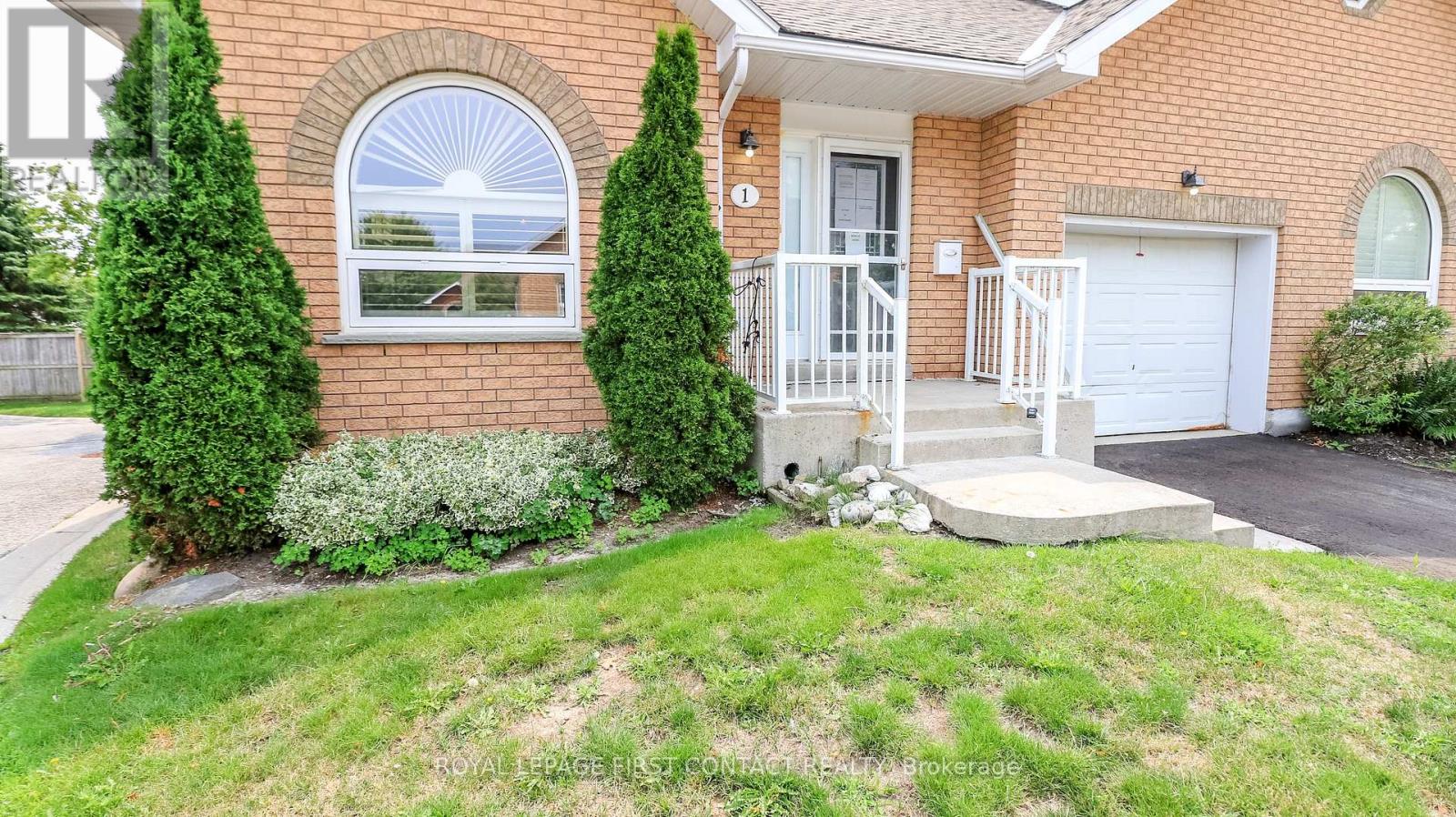 #1 318 LITTLE AVENUE - 2