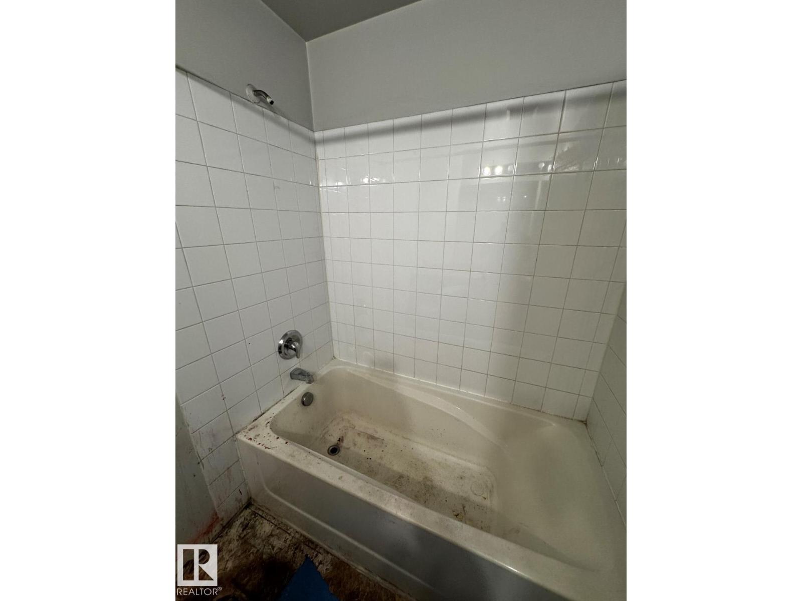 #428 2305 35A AV NW - Image 11