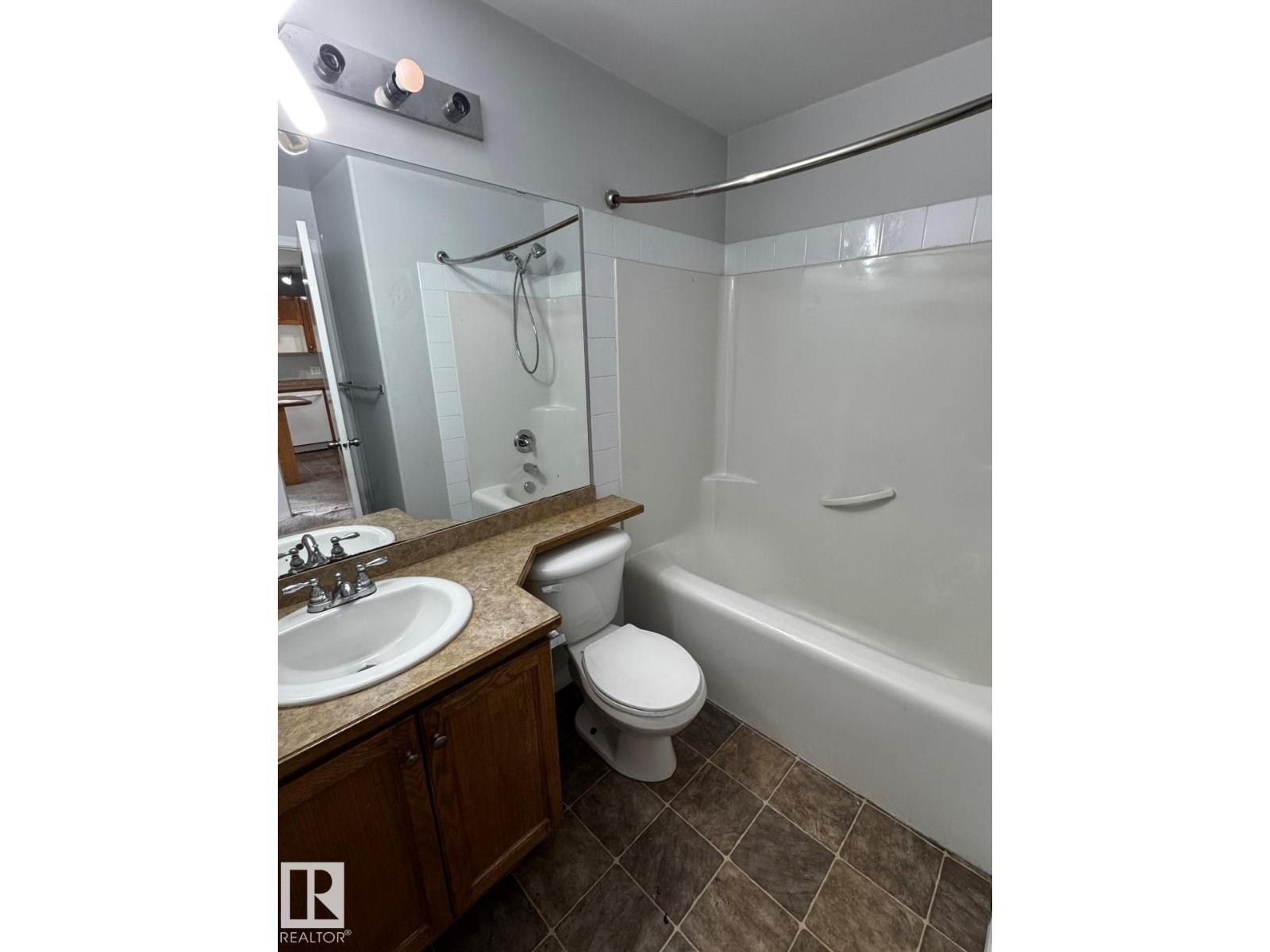 #428 2305 35A AV NW - Image 14
