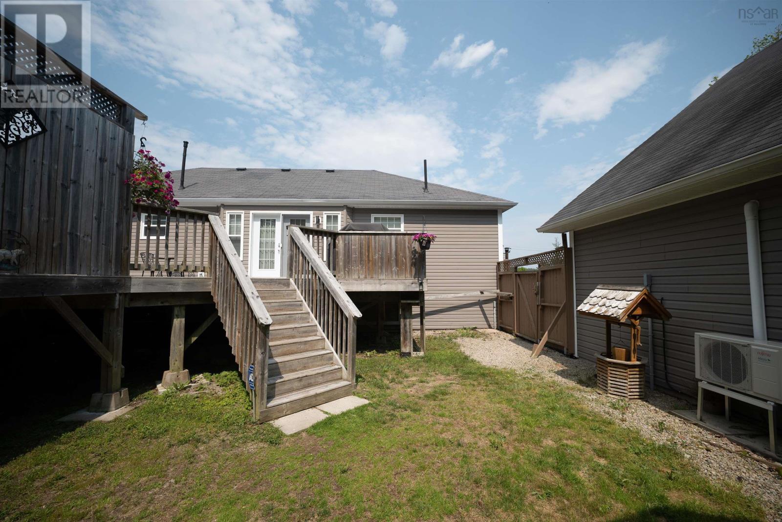 212 Puddle Road - 48