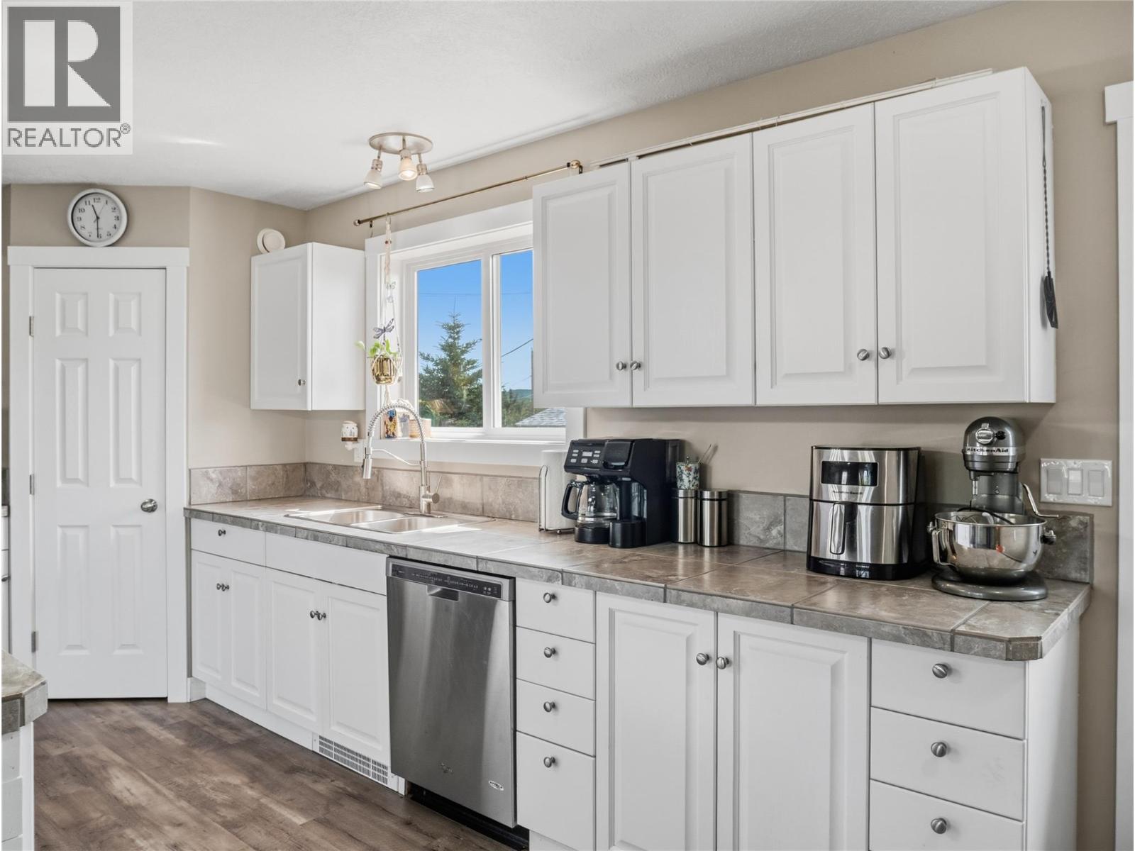 4609 Railway Avenue - 4