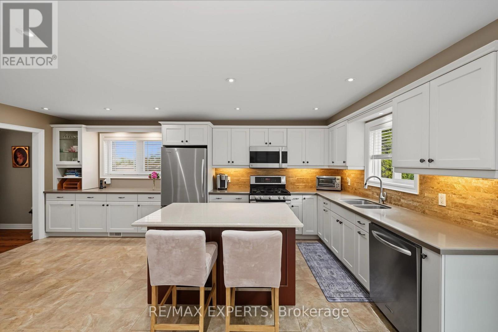 2387 CHILSWORTHY AVENUE - 10