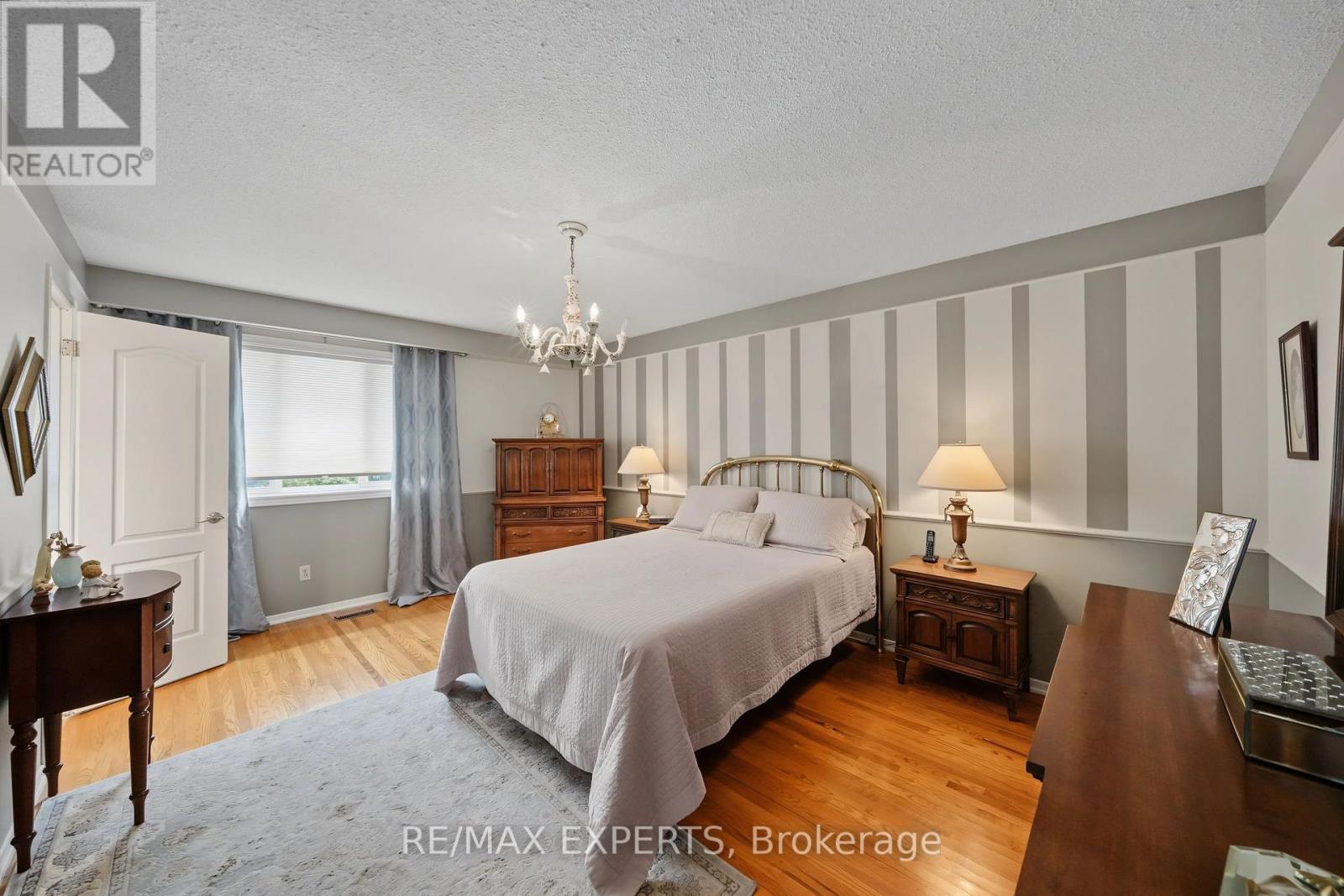 2387 CHILSWORTHY AVENUE - 18