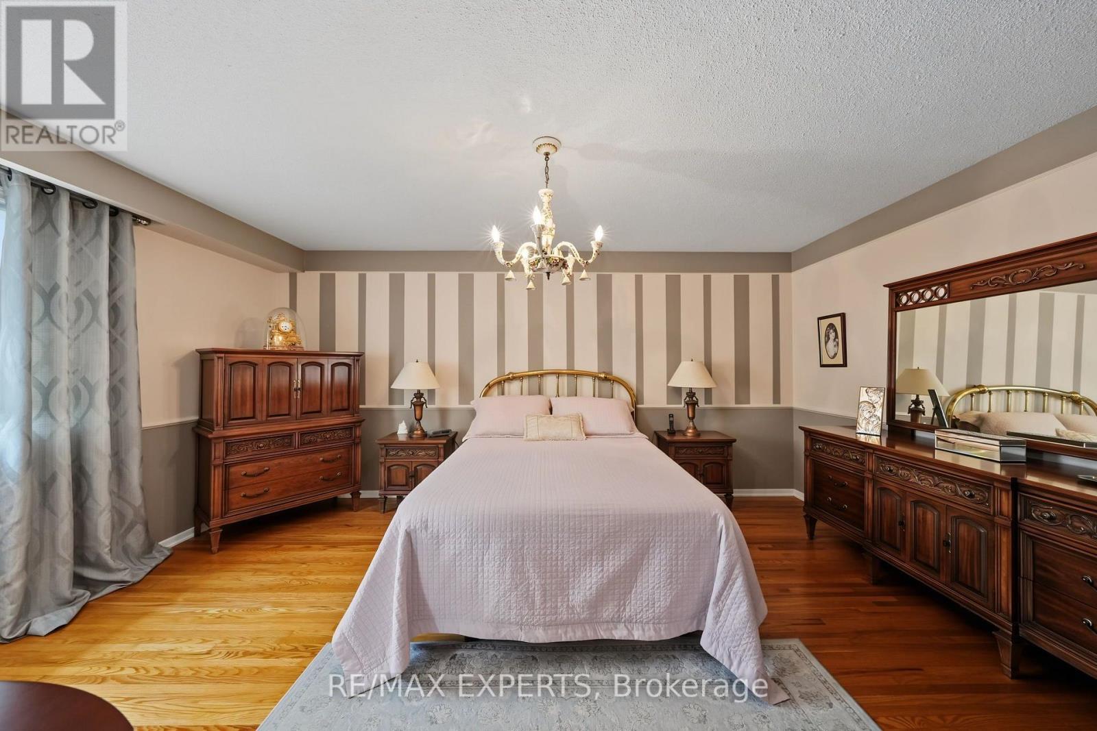 2387 CHILSWORTHY AVENUE - 19