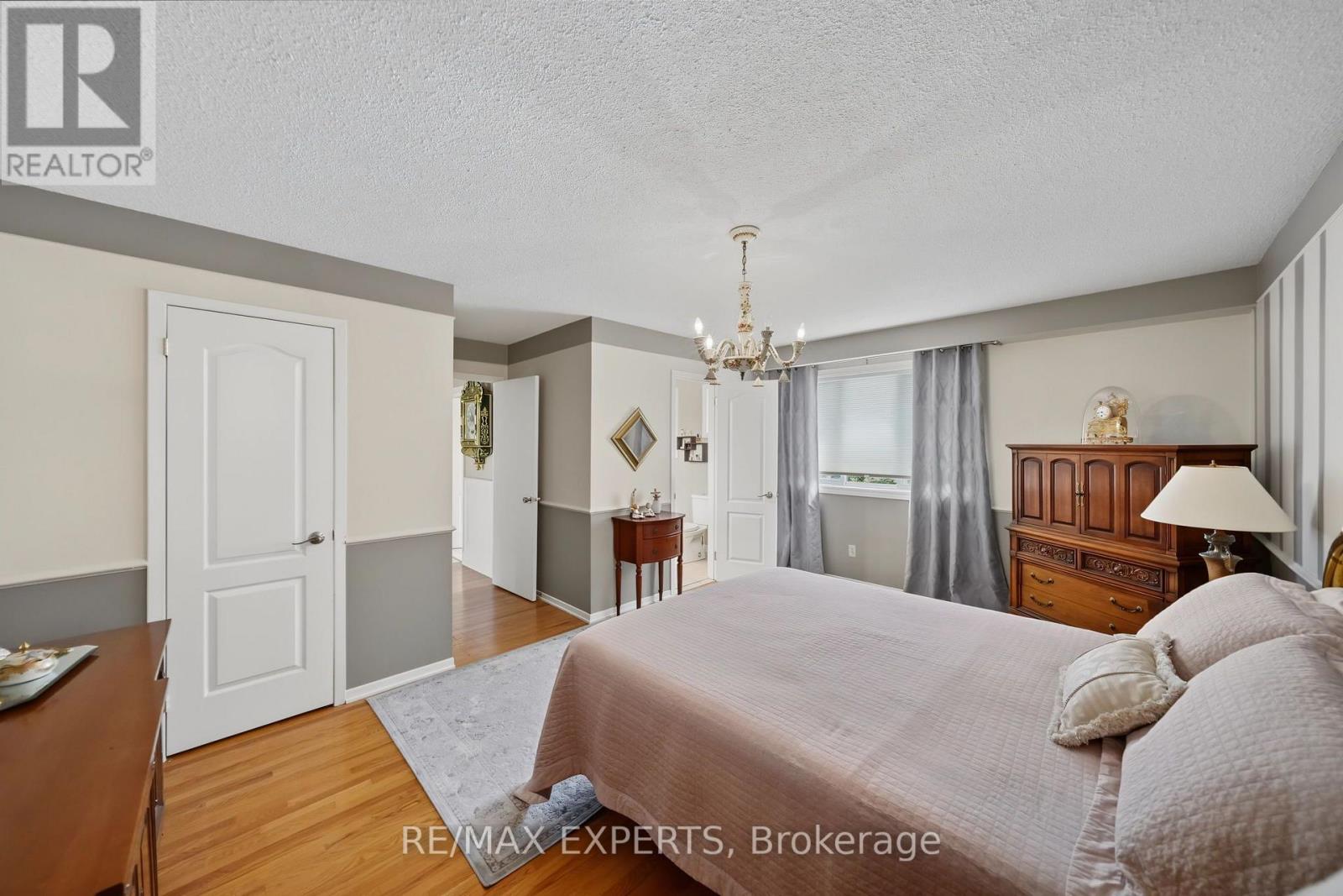 2387 CHILSWORTHY AVENUE - 20
