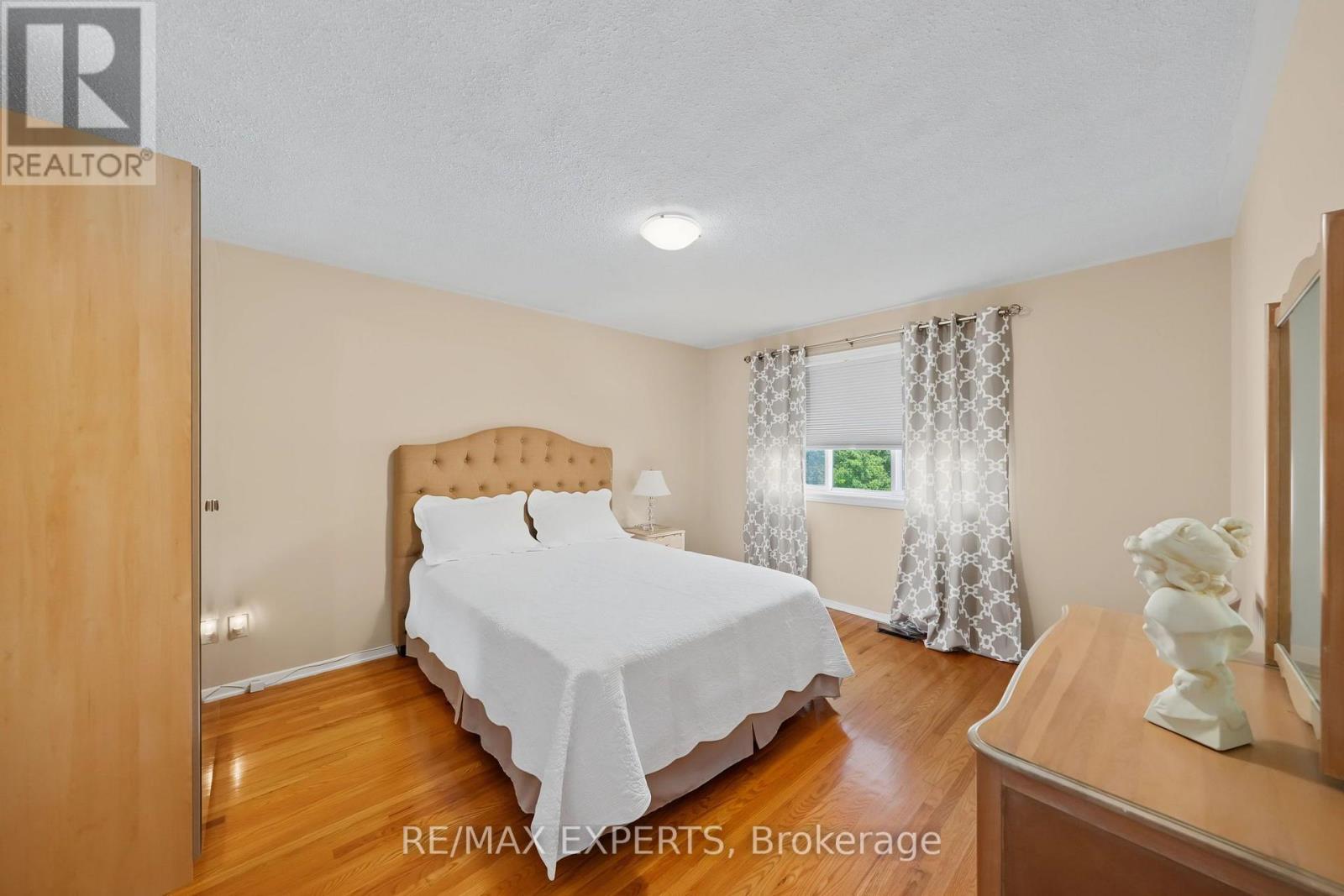 2387 CHILSWORTHY AVENUE - 23