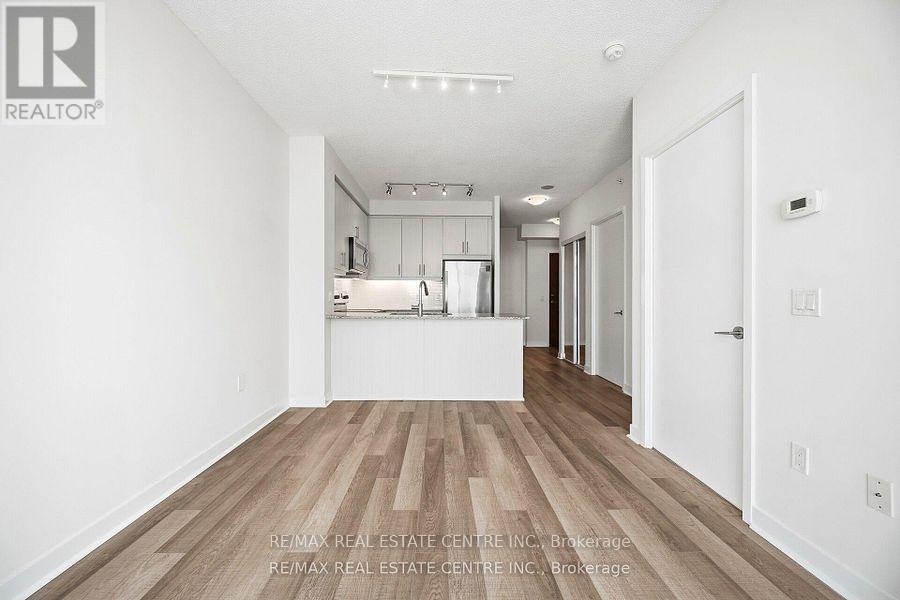 #2910 3975 GRAND PARK DRIVE E - 19