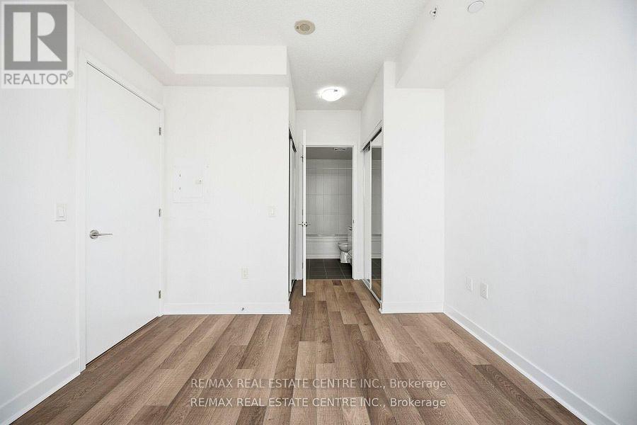 #2910 3975 GRAND PARK DRIVE E - 29