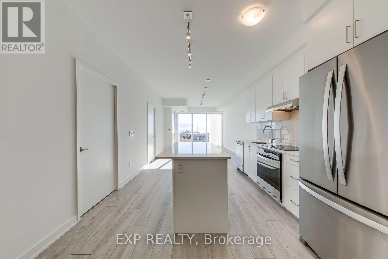 #1605 1035 SOUTHDOWN ROAD - 10