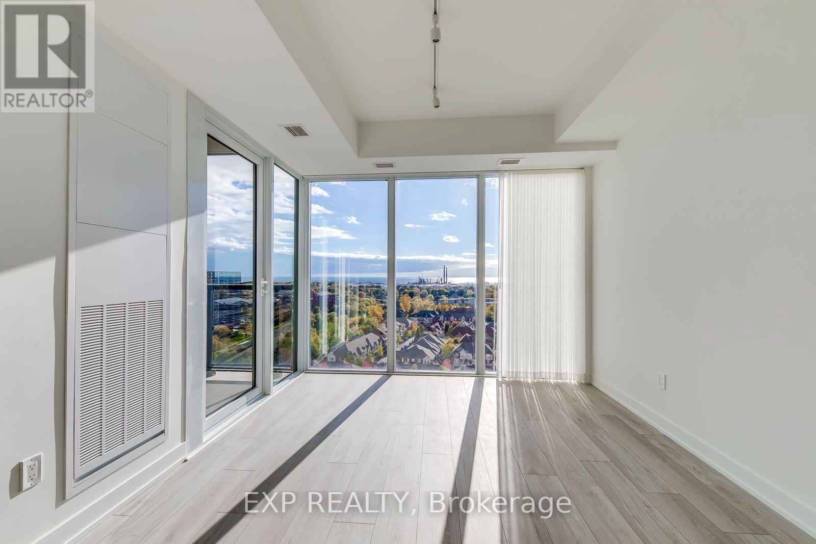 #1605 1035 SOUTHDOWN ROAD - 12