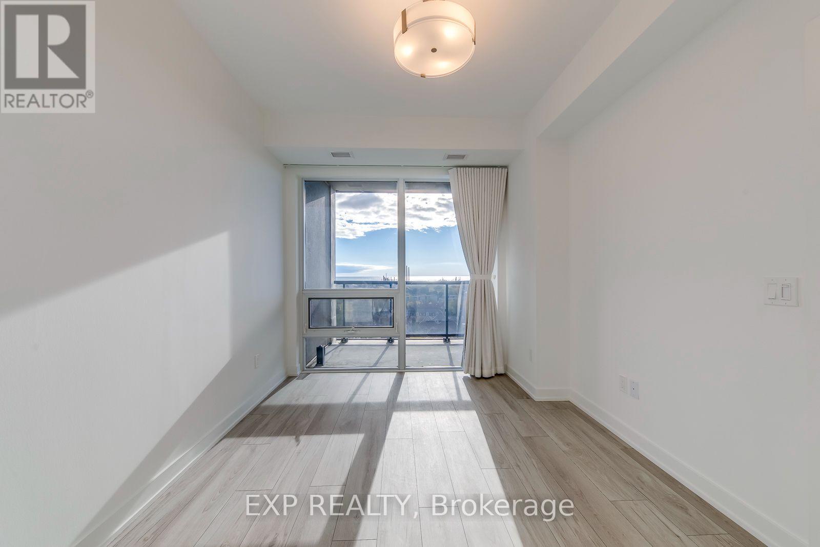 #1605 1035 SOUTHDOWN ROAD - 19
